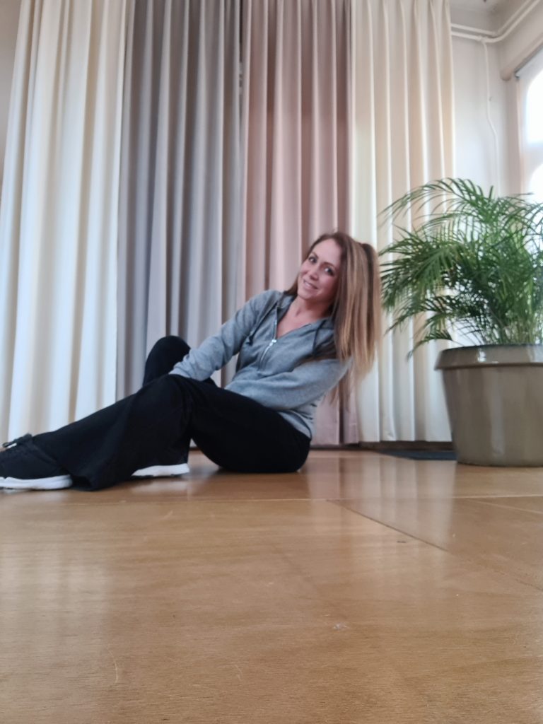openingsdans, bruiloftsdans, trouwdans, dans, dansen, openingdans, bruiloftdans, trouw, huwelijk, huwelijksdans choreografie, trouwbeurs, trouwen, breda, persoonlijk, op maat, stek, brabant, weddingdj, bruiloftsdj, dj, fotograaf, fotograve, bruiloftsfotograaf, vrijgezellenfeest, vrijgezellen, privelessen, bruiloftsmuziek